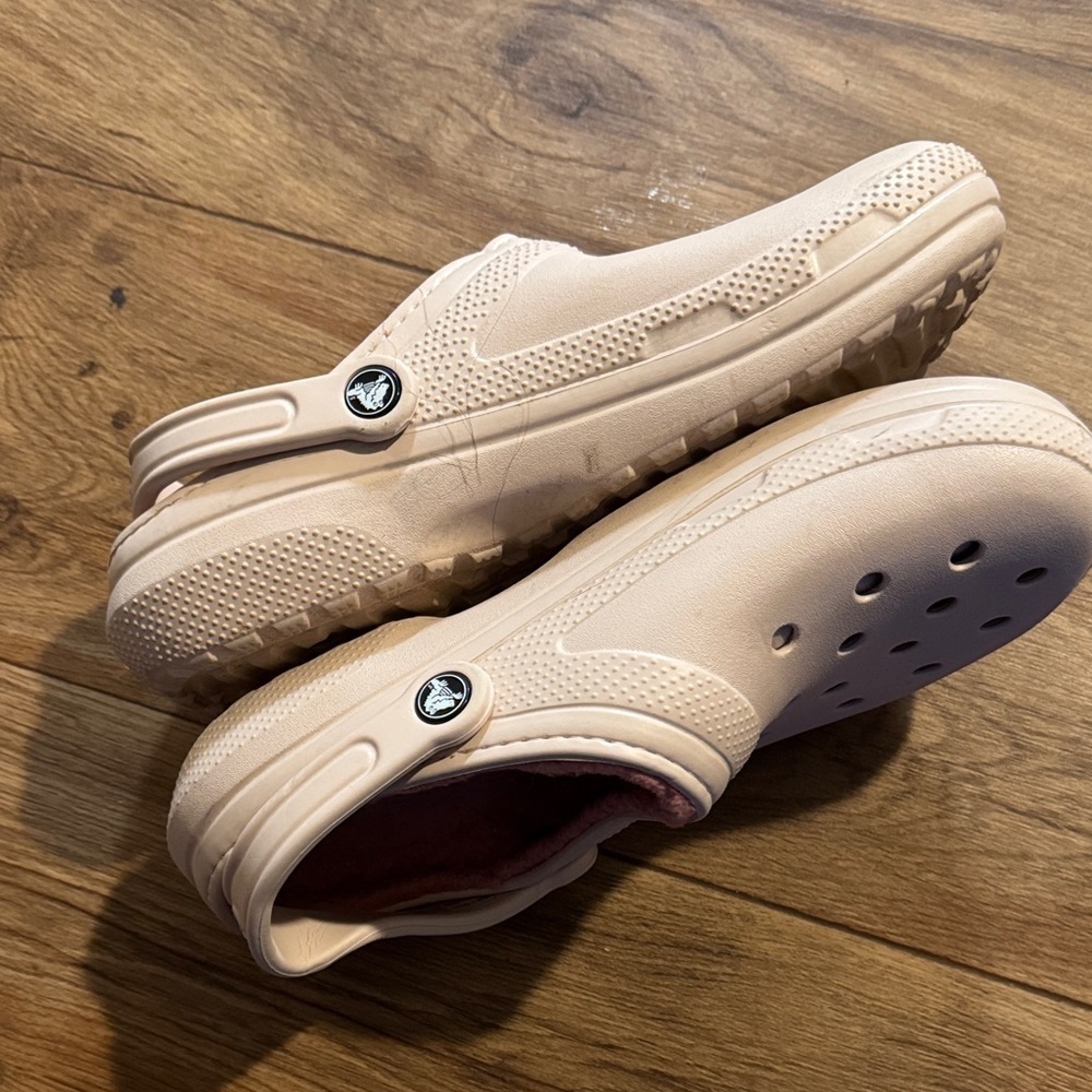 CROCS Kids' Cream and Pink Slippers - Picture 3 of 5
